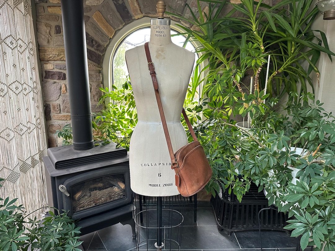Vintage COACH #9976 British Tan Leather Anderson Shoulder Bag