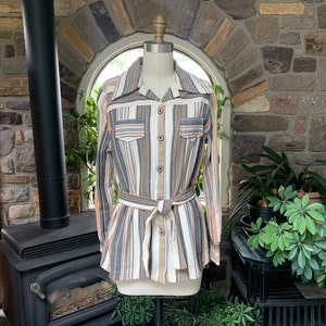 Vintage 1970s Ivory Brown Tan Rust Striped Shacket Shirt Jacket, Vintage Seventies Long Sleeve Button Top with Attached Belt