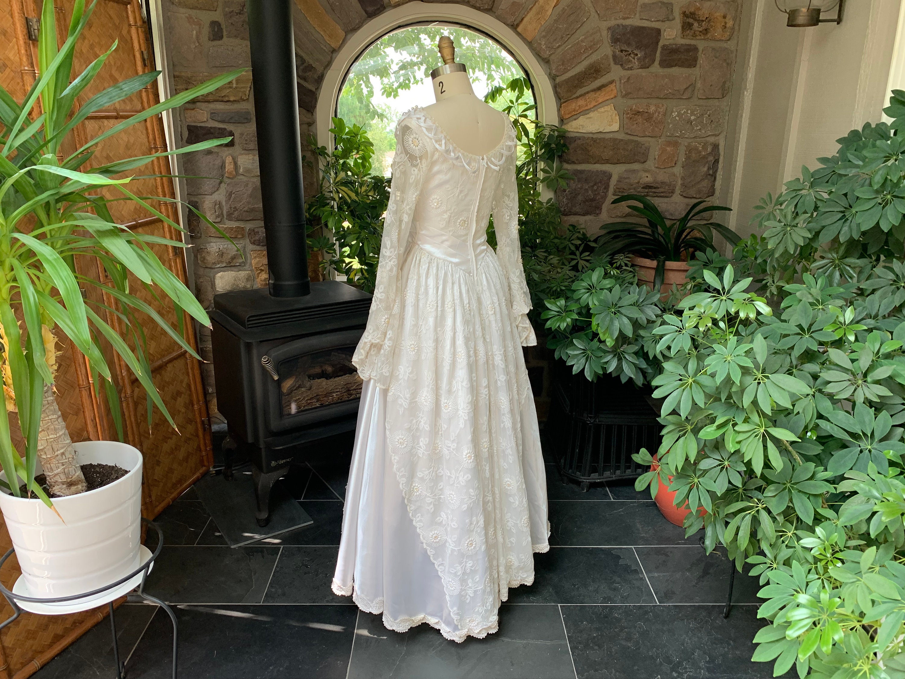 vintage irish lace wedding dress One of my favourite pieces sourced to date. An antique Irish crochet lace,  entirely handmade. A soft drop waist, intricate detail, and a timeless  example of mid-19th century craftsmanship. We'll be heading