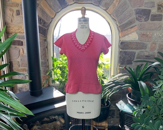 Vintage 1970s Kenzo Diffusion Caroll Pink Cotton Knit Short Sleeve Top Geometric Design