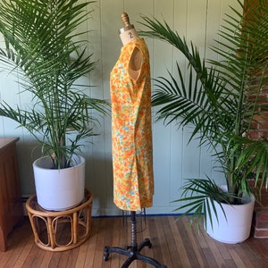 Vintage 1960s Sleeveless Orange Floral Jersey Knit Shift Dress, Vintage Sixties Handmade Clothing image 4