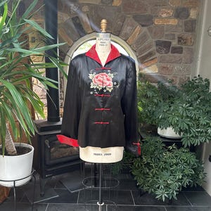 Vintage Silky Black Embroidered Flower Asian Jacket Black Frog Closure Red Collar