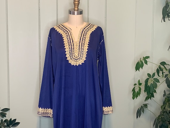 Vintage 1970s Navy Blue and Gold Embroidered Bohe… - image 2