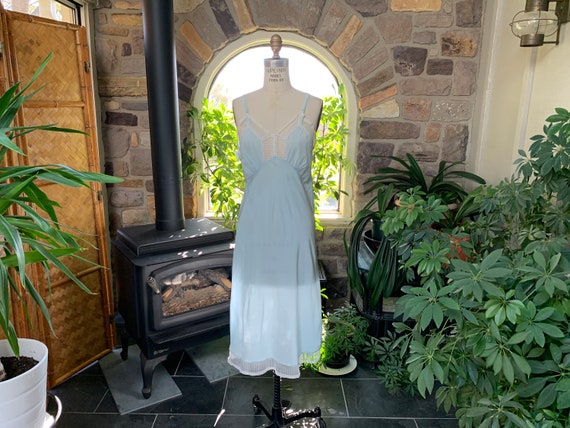 Vintage 1940s Light Blue Rayon and Lace Full Slip