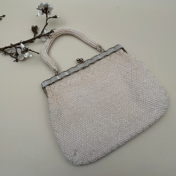 Crochet ivoire vintage et sac à main en perles, cadre argenté et ivoire marbré, sac à main en perles en plastique, sac à main de mariage vintage, sac à main de mariée vintage