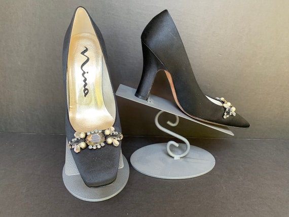 nina black satin pumps