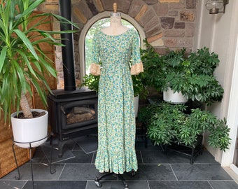 Vintage 1960s Green Blue Ivory Floral Cotton and Ecru Lace Peasant Dress Gary Jay, Vintage Prairie Maxi Dress, 60s 70s Bohemian Flower Dress