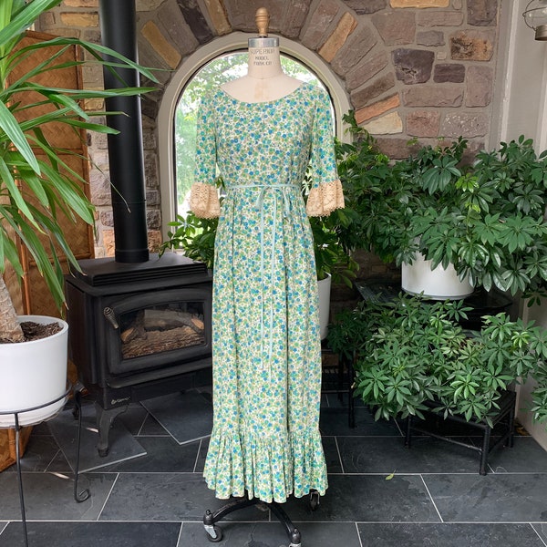 Vintage 1960s Green Blue Ivory Floral Cotton and Ecru Lace Peasant Dress Gary Jay, Vintage Prairie Maxi Dress, 60s 70s Bohemian Flower Dress