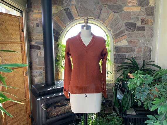 Vintage 1970s Rust V-Neck Pullover Sweater Exclus… - image 1