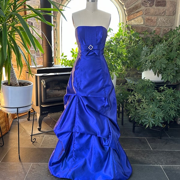 Vintage Strapless Sapphire Blue Satin Corset Back Prom Dress Jessica McClintock for Gunne Sax, Jessica McClintock Gown