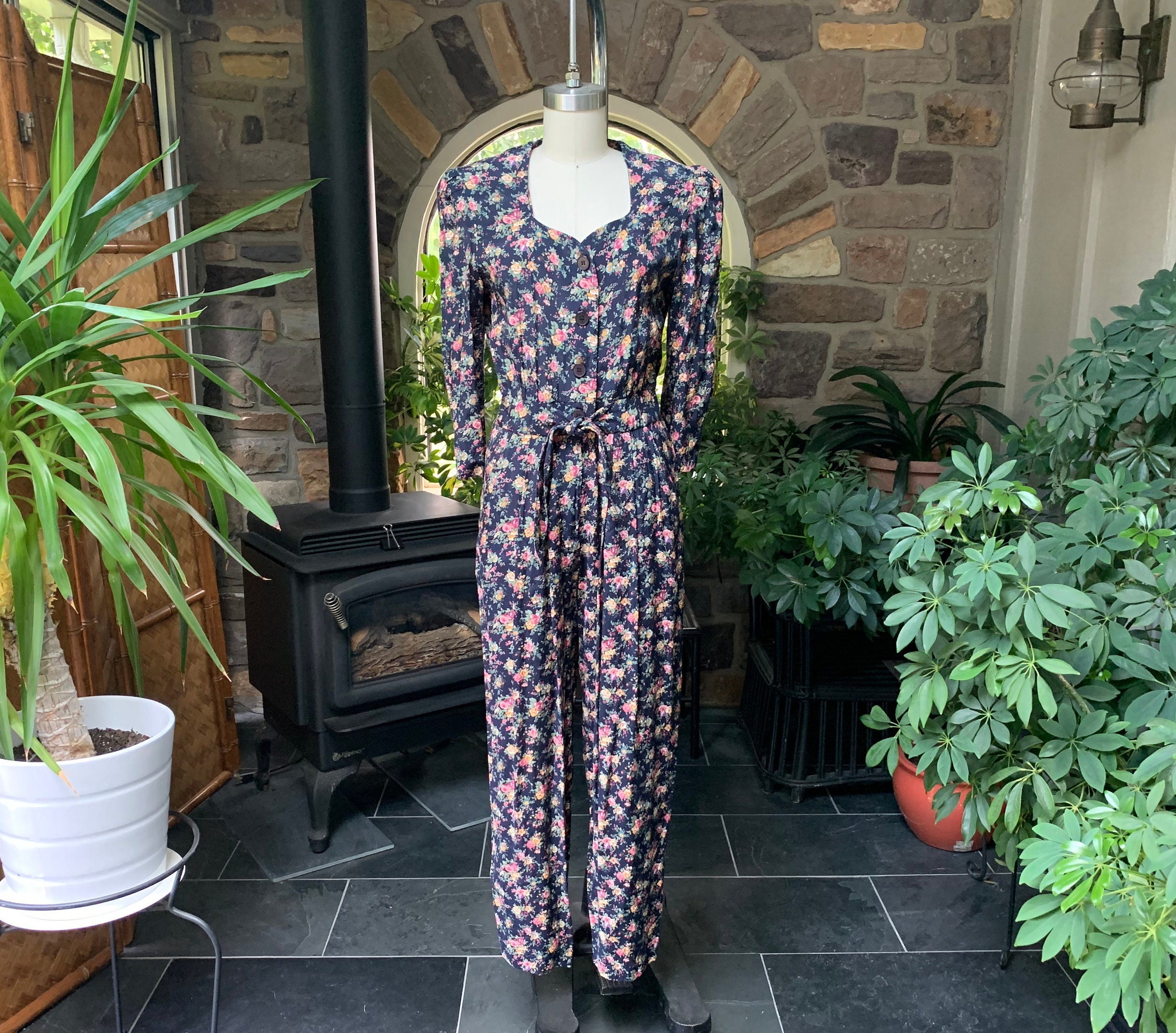 Vintage 1980s Navy Blue Floral One Piece Jumpsuit Pantsuit E D