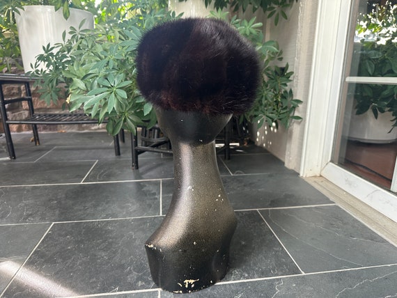 Vintage 1960s  Black Dark Brown Mink Pillbox Hat,… - image 3