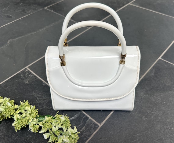 Vintage 1950s Delicato by Markay Bags White Vinyl Patent Gold Handbag