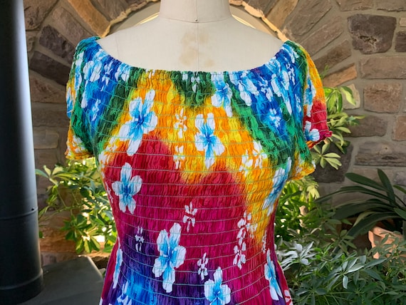 Vintage 1980s Shirred Vibrant Colorful Floral Hawaiian Dress Aloha Fashion Hawaiian Fashion Vintage 1980s Shirred Vibrant Colorful Floral Hawaiian Dress Aloha Fashion Hawaiian Fashion