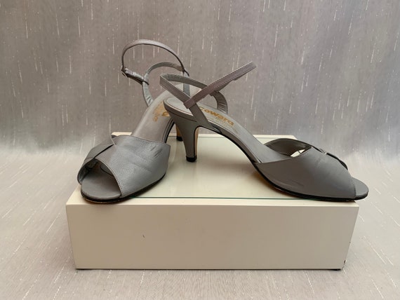 Vintage 1970s Gray Leather Dress Sandals Coward S… - image 5