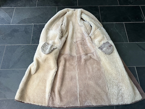 Vintage 1980s Tan Suede Shearling Sheepskin Coat,… - image 10