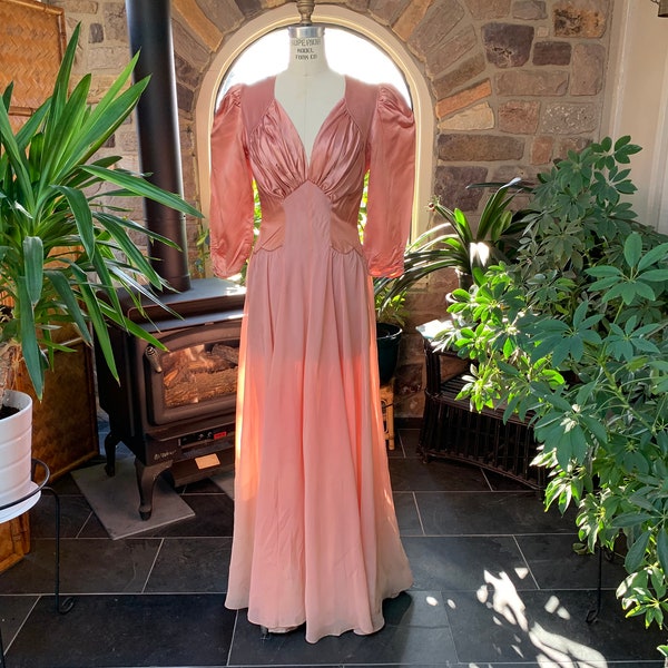 Vintage 1940s Peach Heavy Satin and Chiffon Dress, Forties Satin Chiffon Gown, Vintage Princes Dress Costume Play, Wounded Bird Repurpose