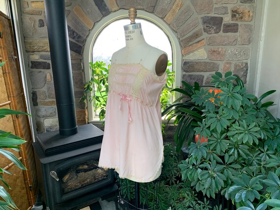 Antique 1920s Peach Silk and Ivory Lace Chemise S… - image 4