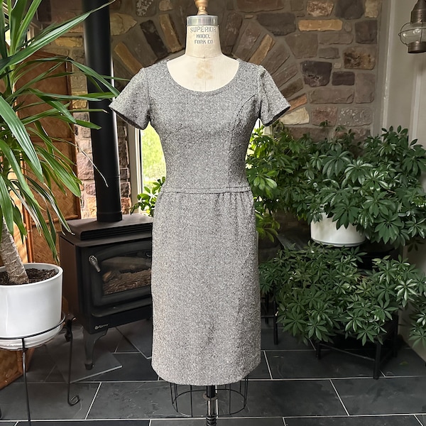 Vintage 1960s Black and White Tweed Dress , Vintage Sixties Black Summer Dress