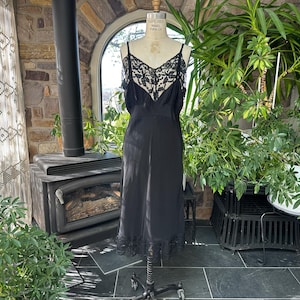 old navy black lace dress Old Navy Black Lace Maxi Dress XL V-Neck 3/4 Sleeve Ruffle Accent Women