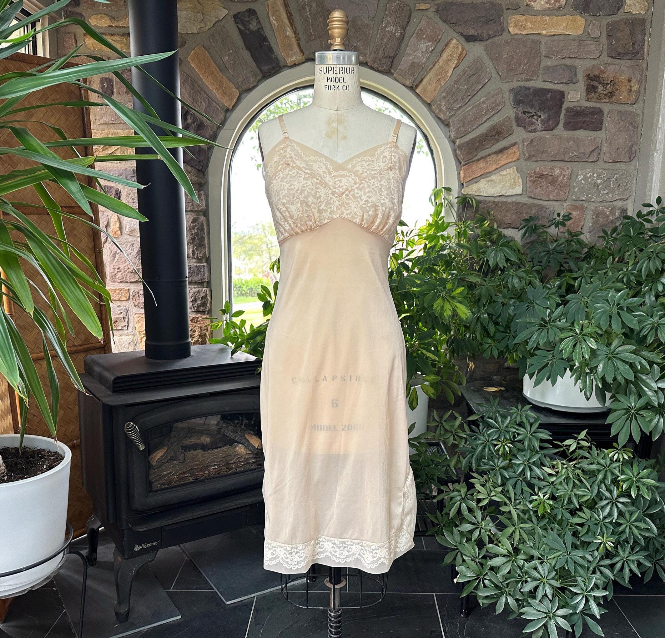 Vintage 1960s Peach Nylon and Lace Dress Slip Henson Kickernick - Etsy