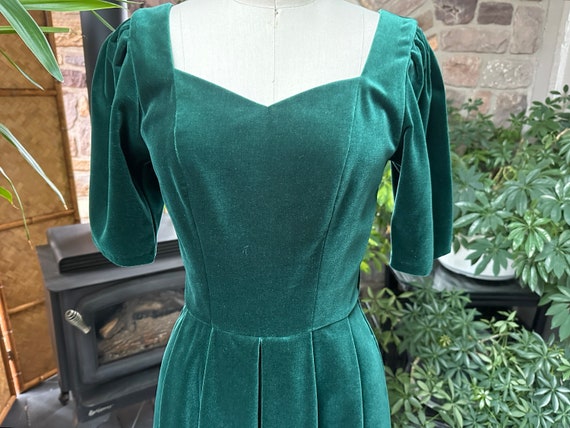 green emerald velvet dress 80s Laura Ashley Skirt Suit in Green Velvet, Midi Length Neo Edwardian –  RareJule Vintage main image 1