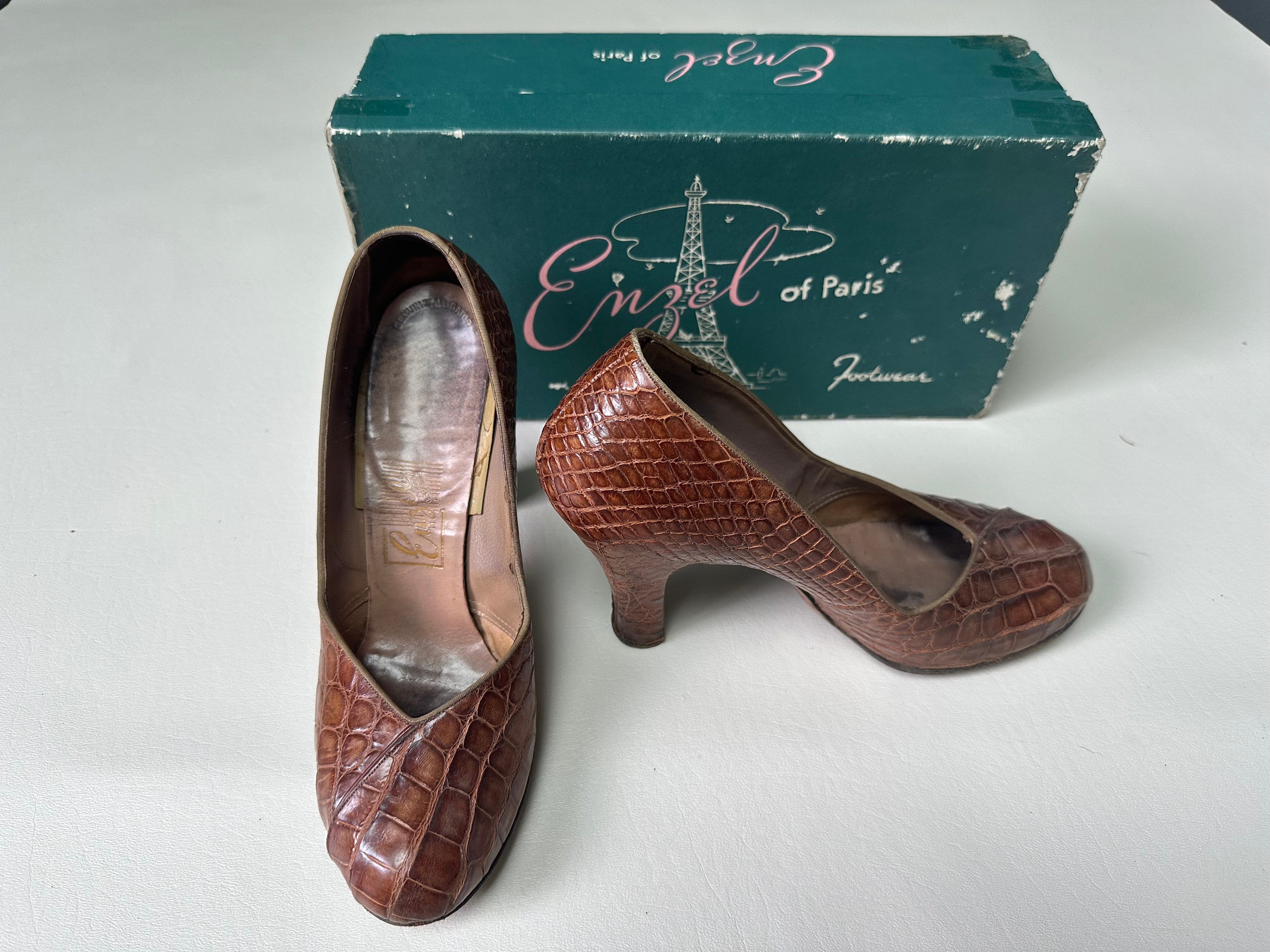Crocodile pumps sales