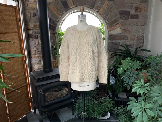 Vintage 1970s Ivory Irish Fisherman Wool Sweater,