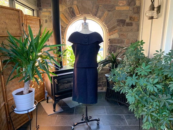 Vintage 1950s Navy Blue Rayon and Wool Suit Sleeve