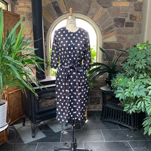 Vintage 1980s Navy Blue and White Polka Dot Button Front Office Dress Darian Petites, Eighties Black Polka Dot Dress