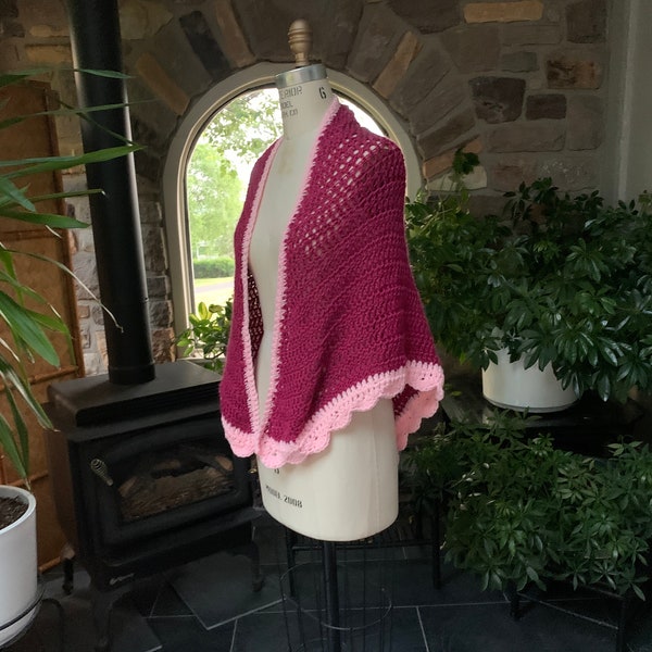 Vintage 1970s Bohemian Raspberry and Pink Crocheted Open Front Shawl, Vintage Crochet Wrap, Vintage Crocheted Capelet