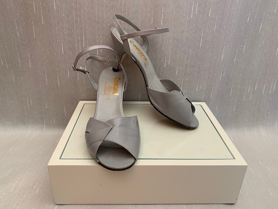 Vintage 1970s Gray Leather Dress Sandals Coward S… - image 1