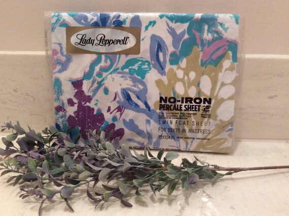 Vintage Deadstock Never Opened Twin Flat Sheet 72/'/'x 104/'/' By Lady Pepperell 1970s Floral Spring