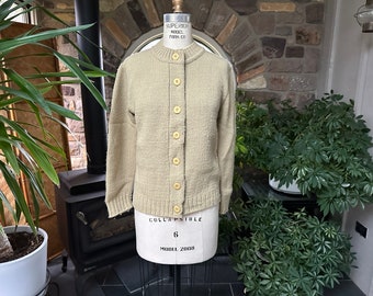Guirlande de pull cardigan beige vintage des années 1950, pull cardigan épais à col ras du cou