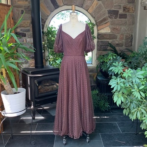 green emerald velvet dress Navy blue and burgundy 1920s drop waist linen dress with a boat neck main image 0