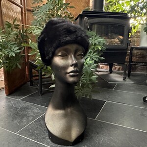 BLACK MINK FUR HAT VINTAGE 1960\'S Mink Black 1960s Vintage Hats for Women for sale | eBay main image 3