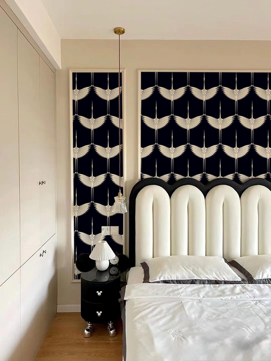Art Deco Crane Wallpaper – Elegant Bird Pattern Wall Mural, Black ...