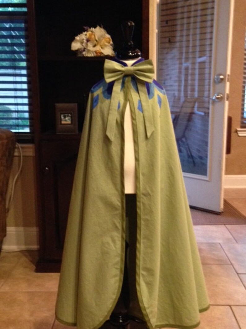 Frozen Princess Anna Inspired Coronation Cape PDF Pattern, Sizes 4-12 image 5