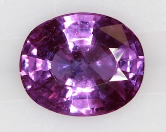 Purple Sapphire 2.28 cts | 8.9 x 7.4 x 4.3 mm Oval | Loose Gemstone