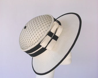 Dry Martini - Cloche summer hat  straw  and black parasisal style vintage 1920' 1930'