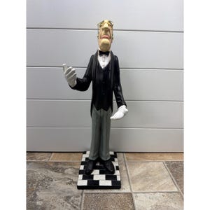 Vintage Butler Statue - Etsy Canada