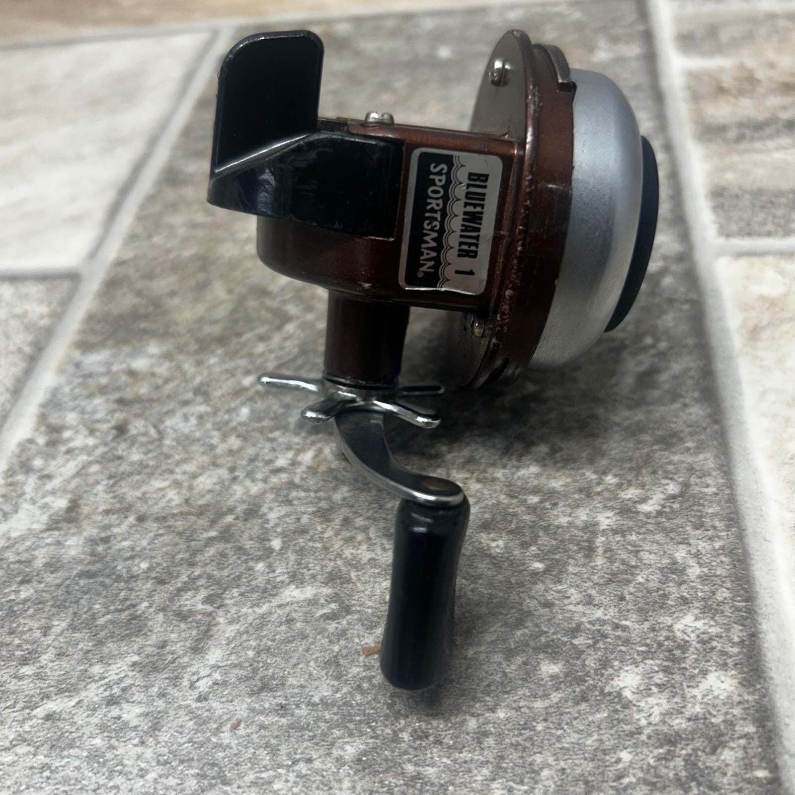 Vintage Spincast Reel - Etsy