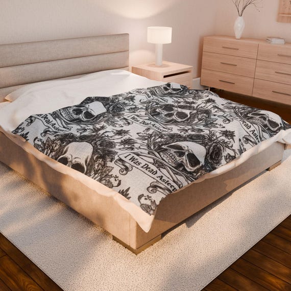 Goth Plush Throw, Skull & Floral Pattern I Was Dead Asleep Velveteen Comfy Blanket