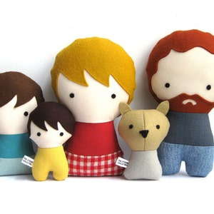 Custom made dolls resembling your beloved ones. The picture shows a sample of a dad, mum, child girl, baby boy and a dog. You can add glasses, beard, hair color and style, and chose the fabrics for top and bottom. Made out of cotton and wool felt.