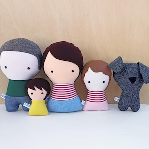 Personalized dolls. Your Family and your Dog custom made for you! Best personalized gift, meaningful Christmas gift.