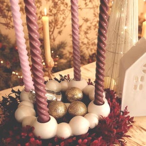 Candle wreath/candle holder for taper candles, white, made of plaster