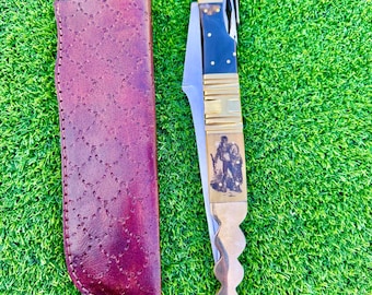 Navaja española plegable forjada a mano, mango de hueso de camello, funda de cuero