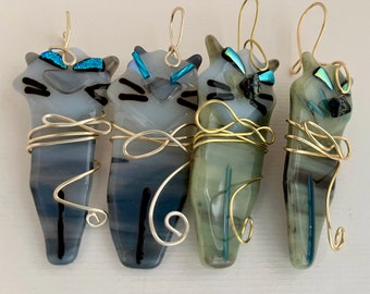 Kittens- glass fusion ornaments 3"