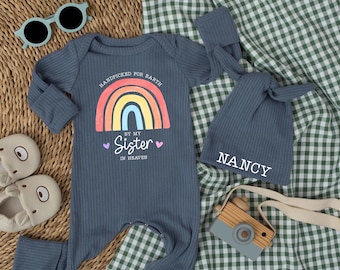 Body de bebé seleccionado a mano para la Tierra por mi hermana en el cielo, atuendo conmemorativo para bebé, regalo arcoíris para bebé recién nacido, mameluco para anuncio de bebé