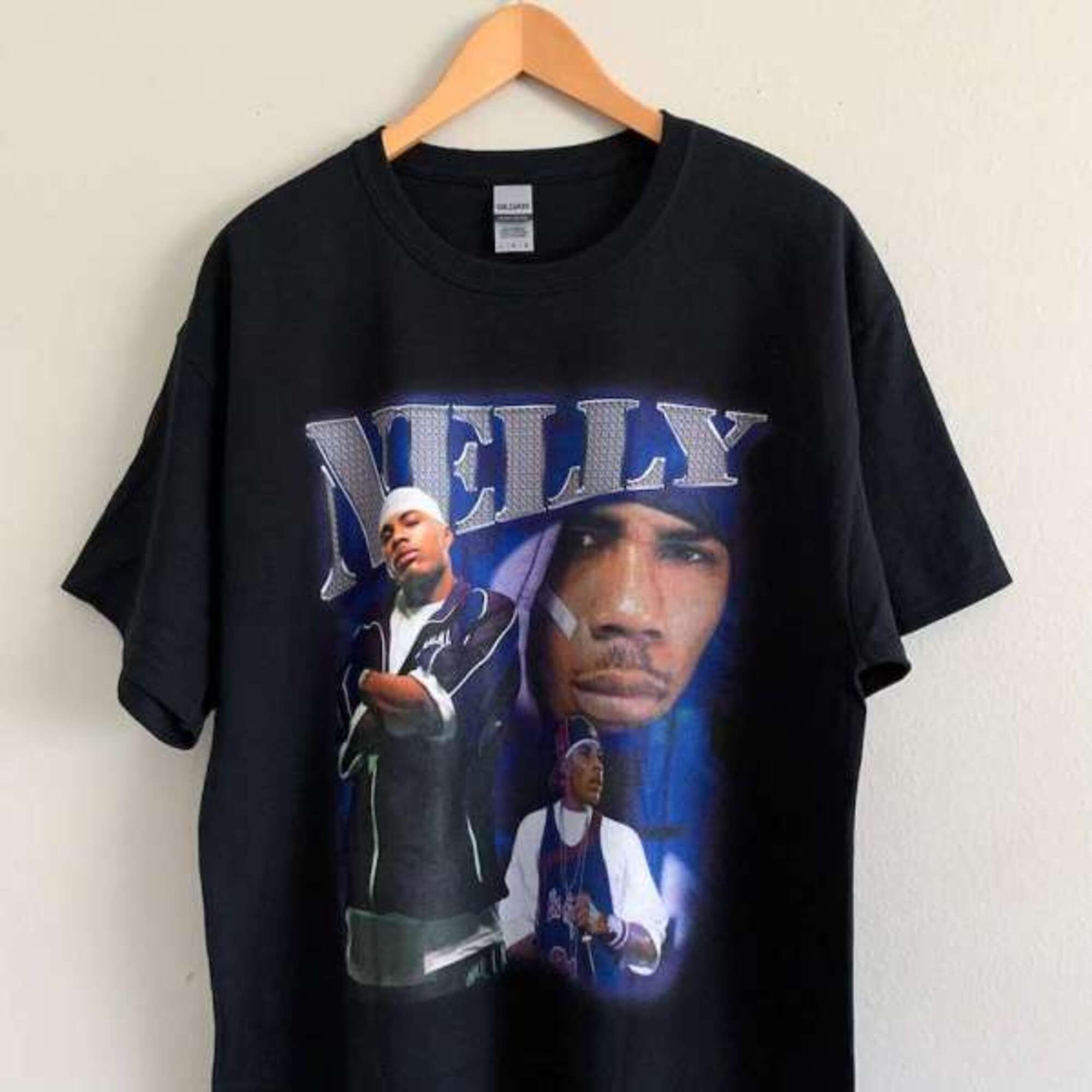 Discover Nelly Rapper T-Shirt